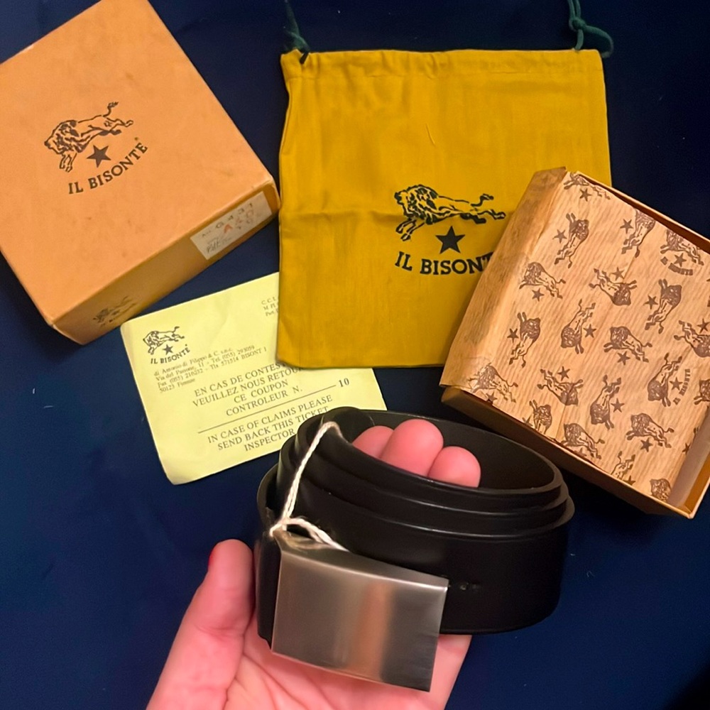 Il Bisonte Unisex Black Leather Belt - 105 cm